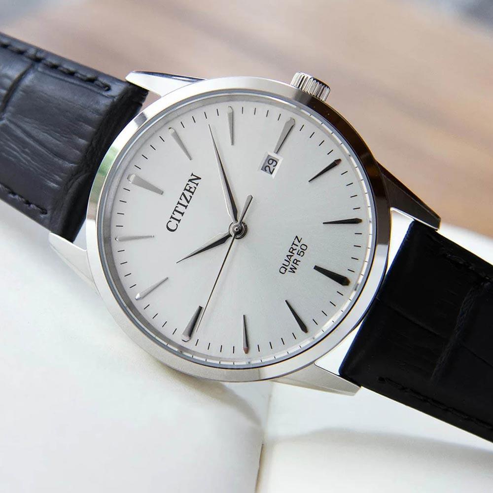 Citizen - Men Black Leather Strap Watch - BI5000-10A