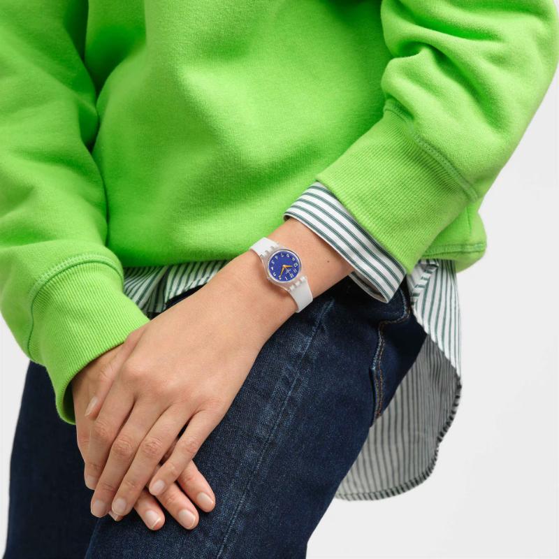 Swatch - Unisex White Rubber Strap Watch - LE108