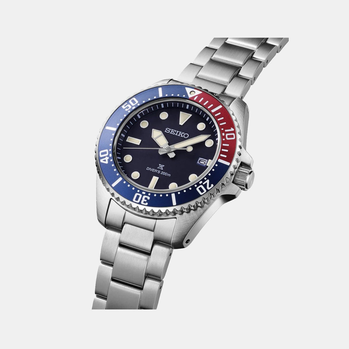Seiko - Men Silver Stainless Steel Strap Watch - SNE595P1
