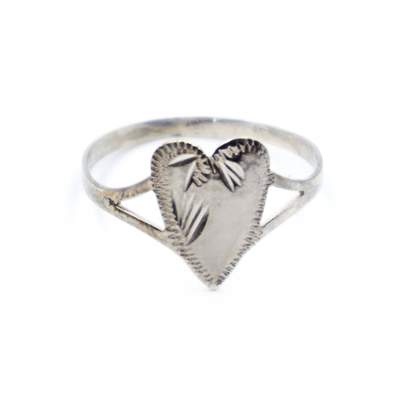 925 Sterling Silver Ladies Signet Ring - Heart