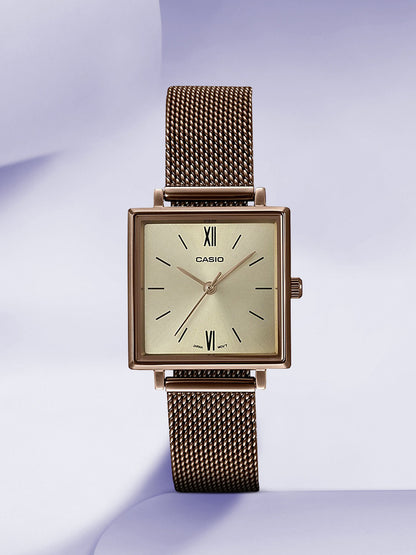 Casio Retro - Womens Metal Strap Silver Analogue Watch - LTP-E155MR-9BDF