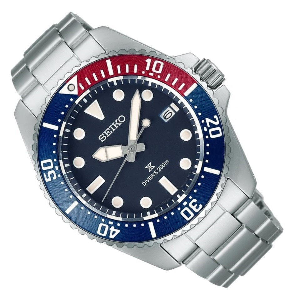Seiko - Men Silver Stainless Steel Strap Watch - SNE595P1